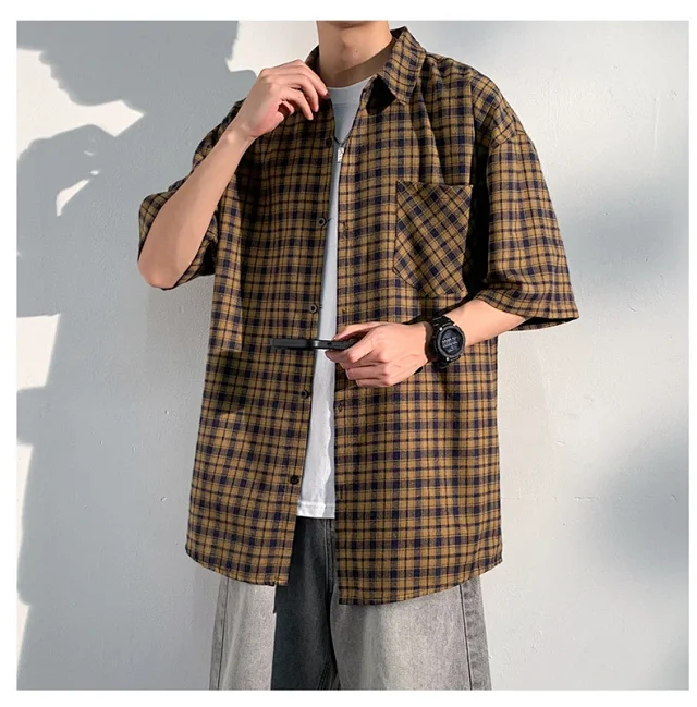 Men's Casual Checked Short Sleeve Shirt Detail