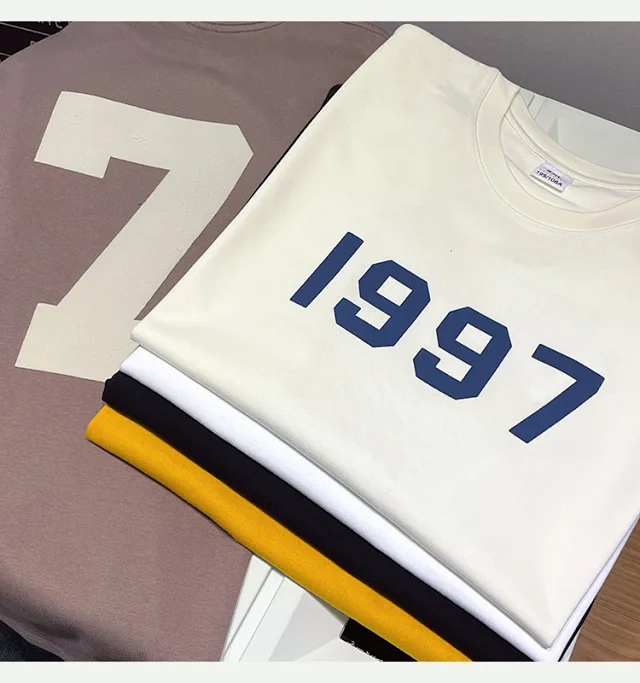 Guochao 1997 Men's HK-Retro Foam-Print Tee Detail