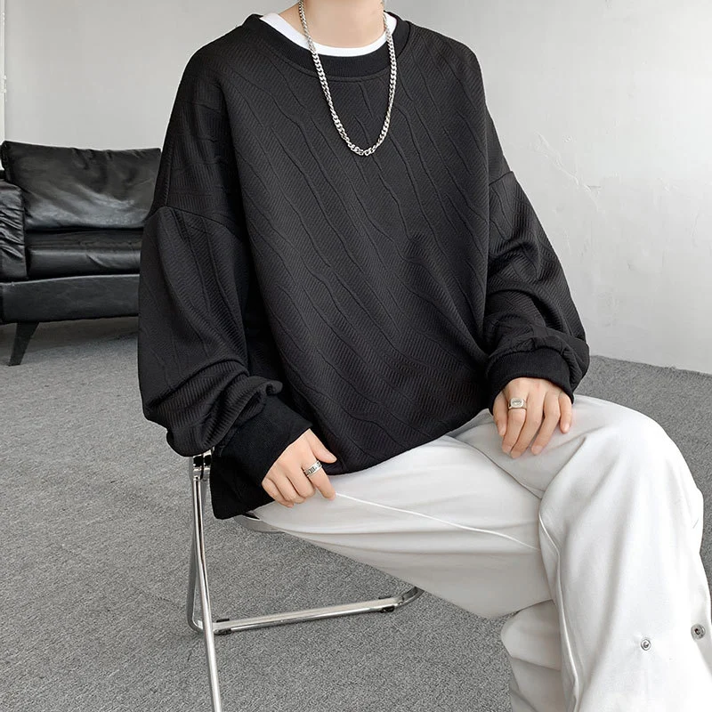 Men's Loose Textured Long Sleeve Tee