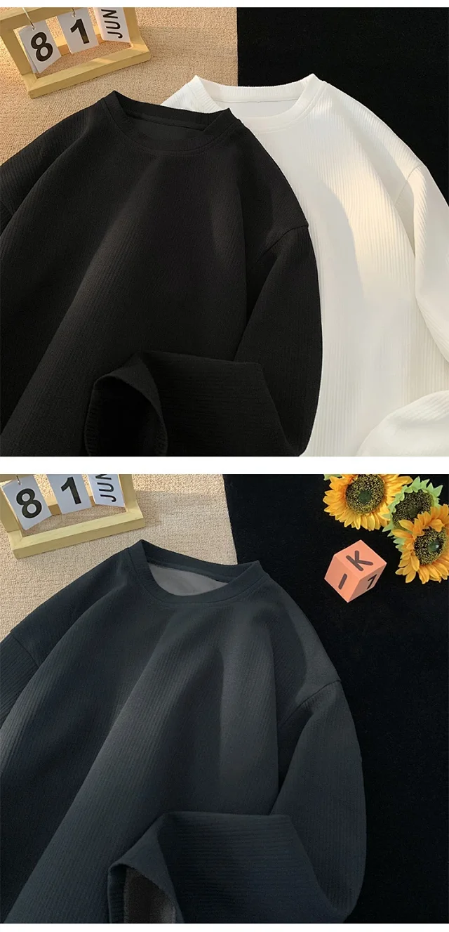 Men's Solid Textured Button-Down Long-Sleeve T-Shirt Detail
