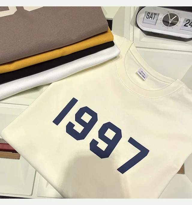 Guochao 1997 Men's HK-Retro Foam-Print Tee Detail