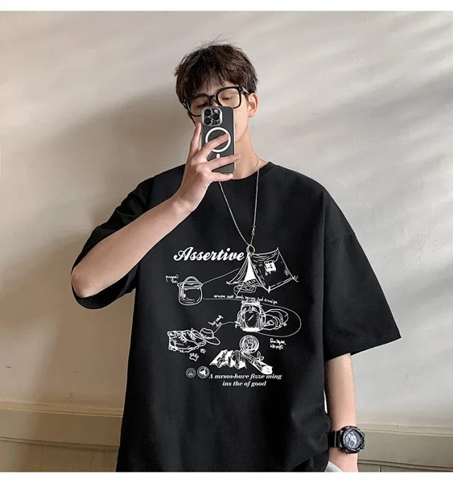 Men's HK Style Oversized Cartoon T-shirt Detail