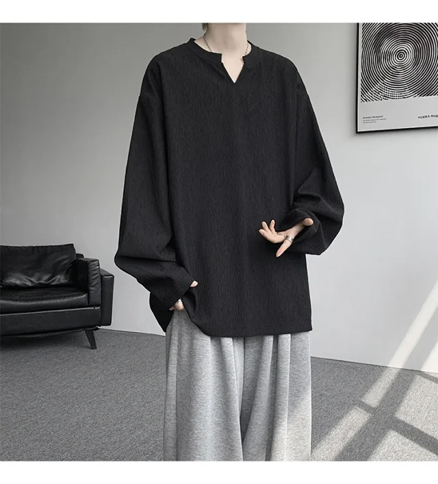 Cleanfit Men's Vintage-Textured Long-Sleeve V-Neck Tee Detail