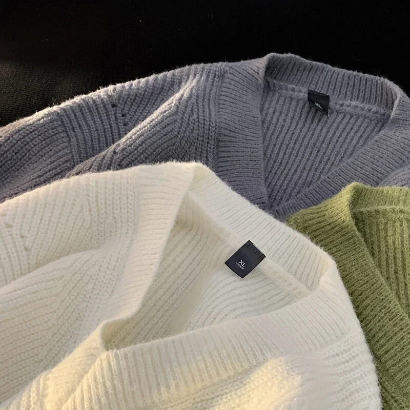 Men's Preppy Retro V-Neck Sweater AW24