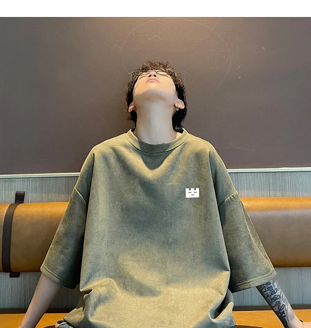 Men's Vintage Suede Heavyweight Oversized Tee Detail