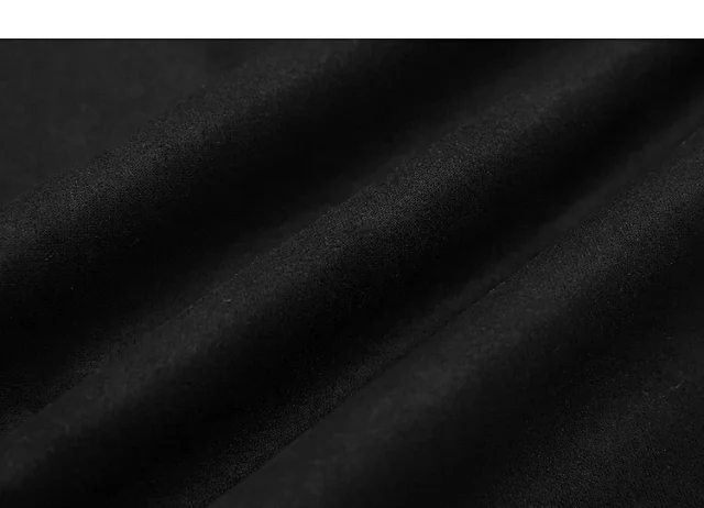 Men's Heavyweight Cotton Sturdy Short-Sleeve Tee Detail