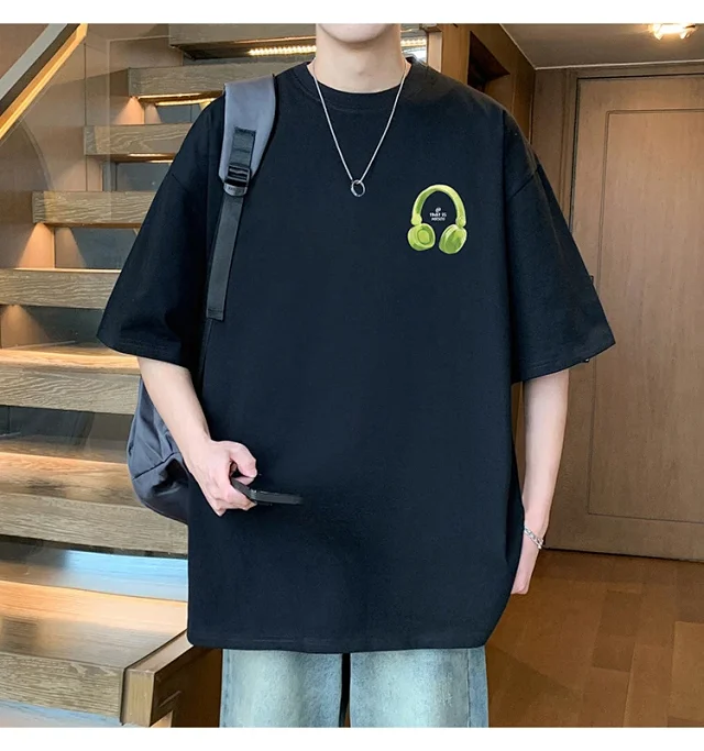 Oversized Men's Cotton Short Sleeve Tee Detail