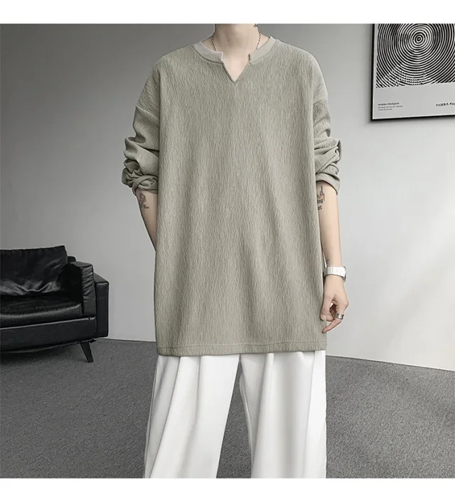 Cleanfit Men's Vintage-Textured Long-Sleeve V-Neck Tee Detail