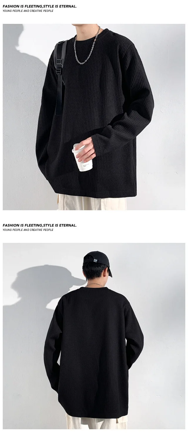 Men's Fleece-Lined Textured Long Sleeve Tee Detail