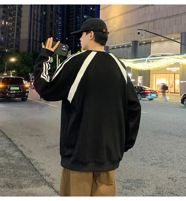 Men's Oversized American Graphic Crewneck Sweatshirt Detail