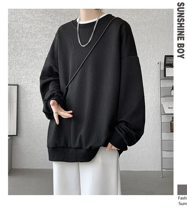 Men's Loose Textured Long Sleeve Tee Detail