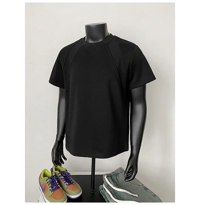 Design Space Cotton Breathable Short-Sleeve Tee Detail