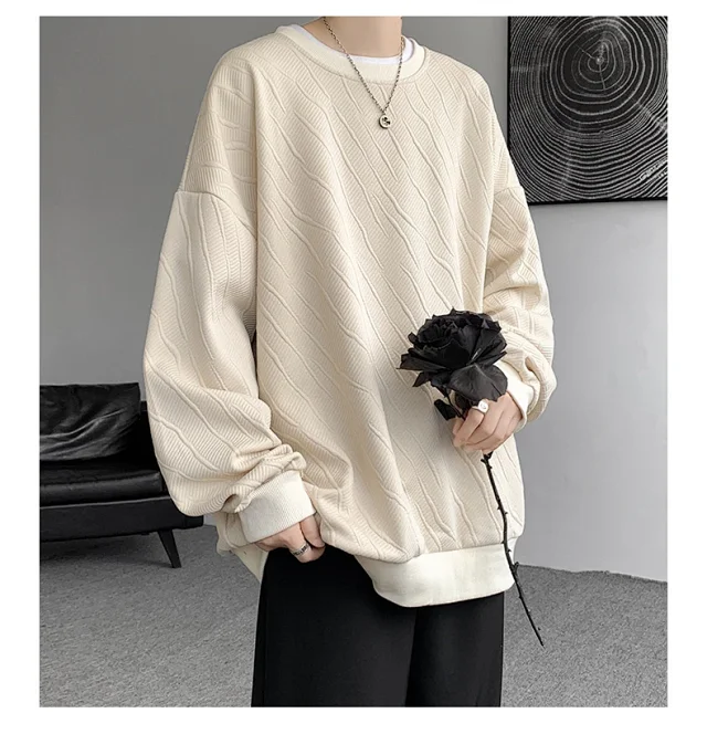Men's Loose Textured Long Sleeve Tee Detail
