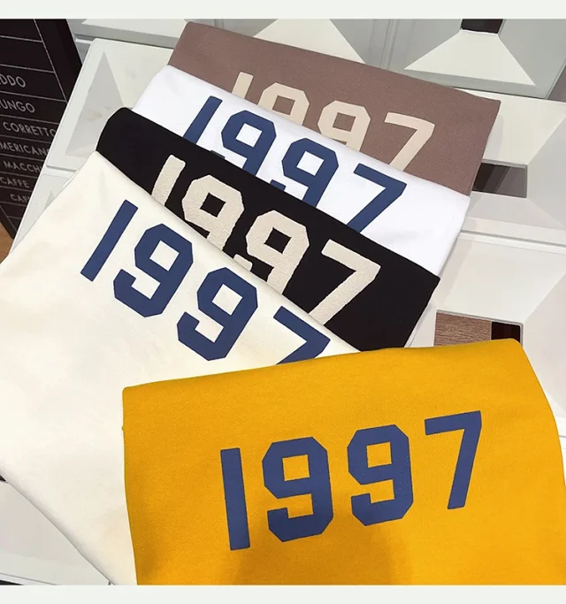 Guochao 1997 Men's HK-Retro Foam-Print Tee Detail