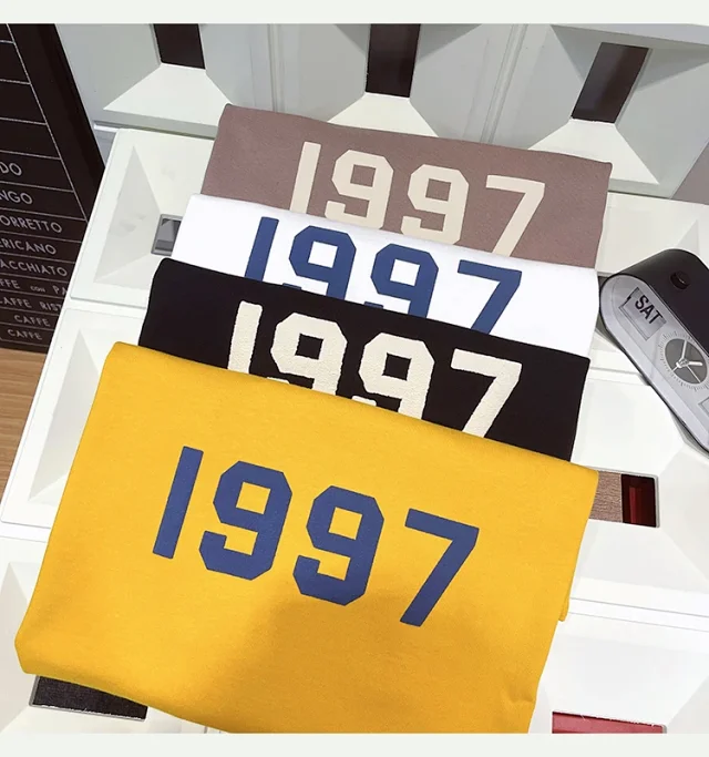 Guochao 1997 Men's HK-Retro Foam-Print Tee Detail