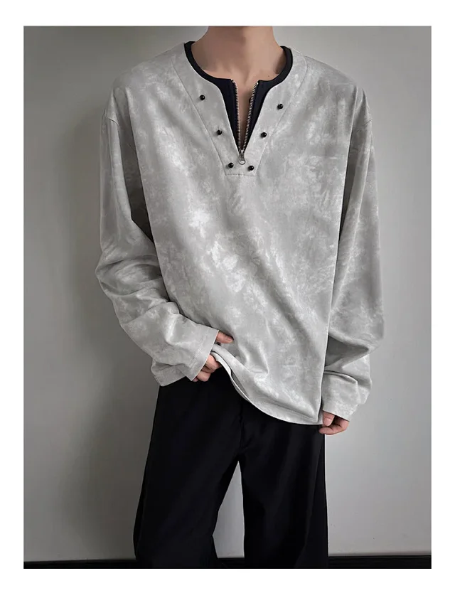 Men's Half-Zip V-Neck Tie-Dye Long-Sleeve T-Shirt Detail