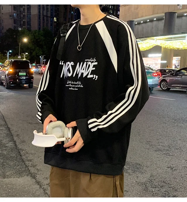 Men's Oversized American Graphic Crewneck Sweatshirt Detail