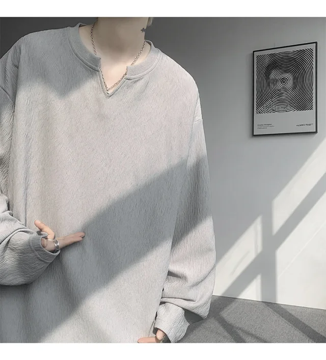 Cleanfit Men's Vintage-Textured Long-Sleeve V-Neck Tee Detail