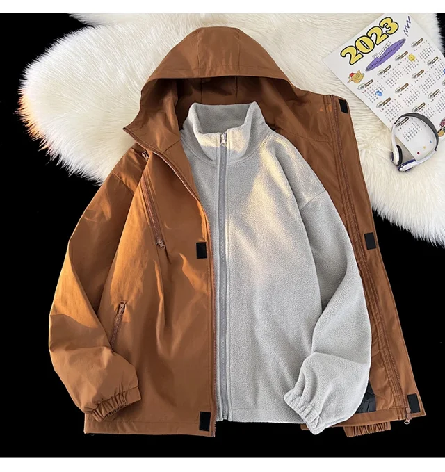 Men's 3-in-1 Waterproof Windproof Outdoor Jacket Detail
