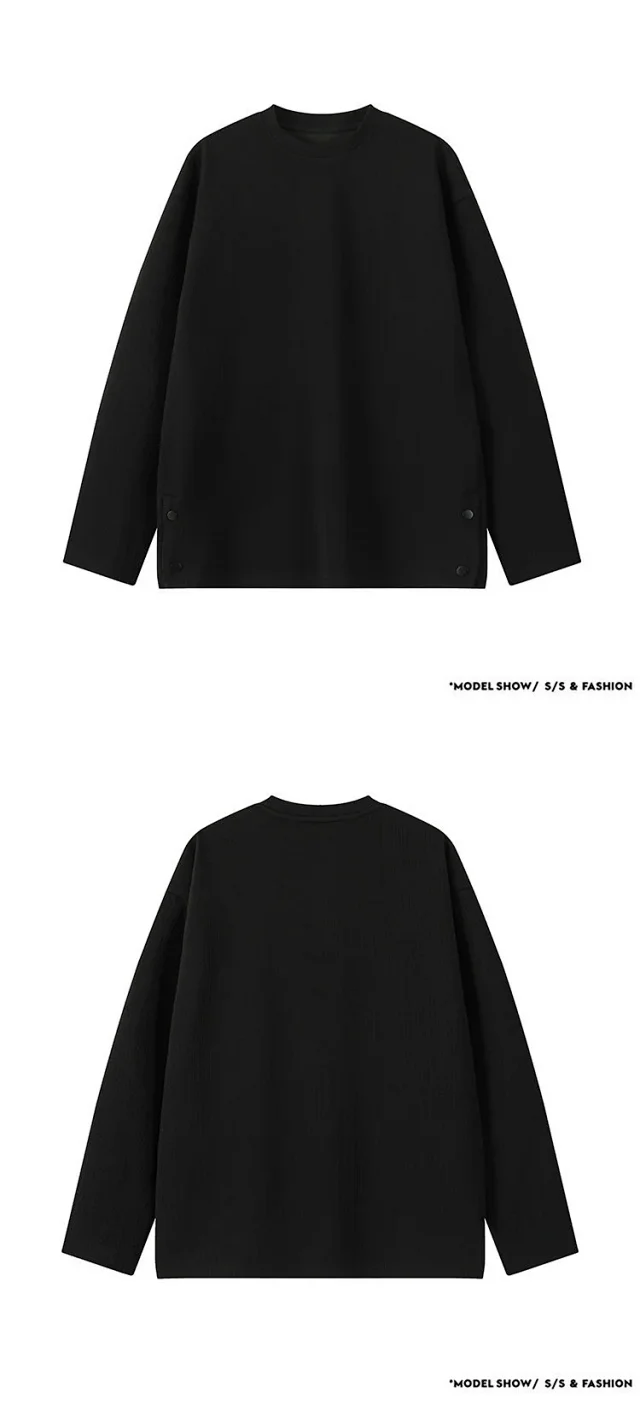 Men's Textured Buttoned Long Sleeve Tee Detail