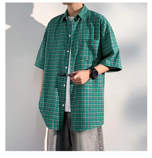 Men's Casual Checked Short Sleeve Shirt Detail