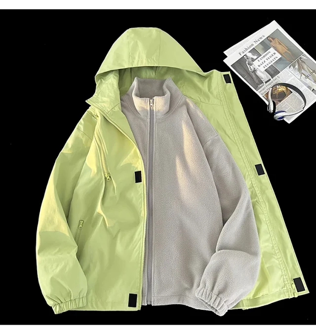 Men's 3-in-1 Waterproof Windproof Outdoor Jacket Detail