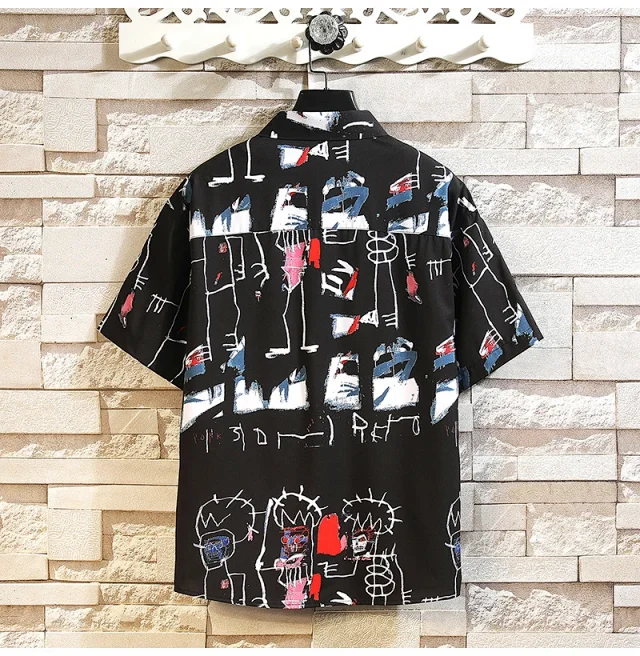 American Men's Loose-Fit Short-Sleeve Floral Shirt Detail