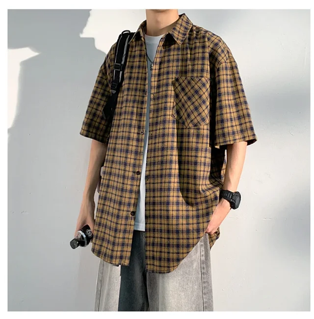 Men's Casual Checked Short Sleeve Shirt Detail
