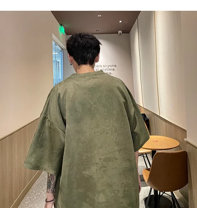 Men's Vintage Suede Heavyweight Oversized Tee Detail
