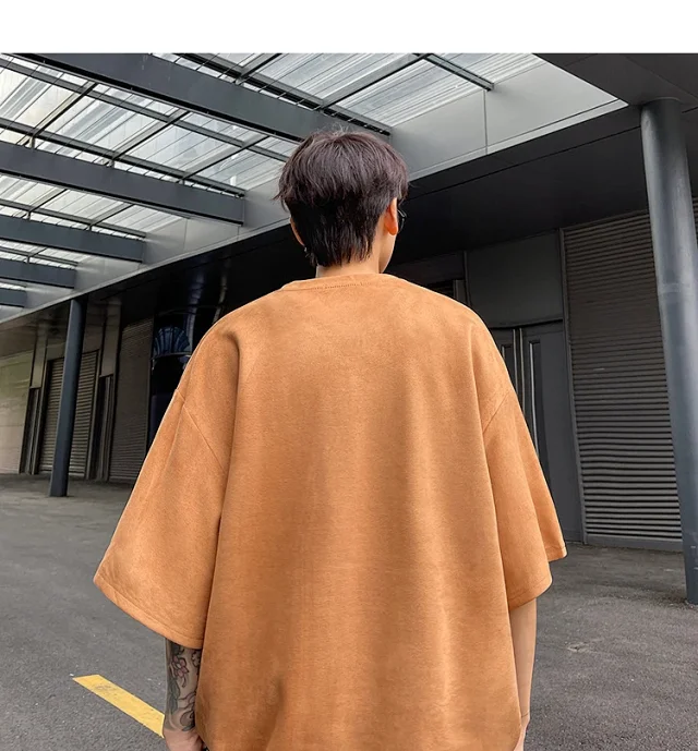 Men's Vintage Suede Heavyweight Oversized Tee Detail