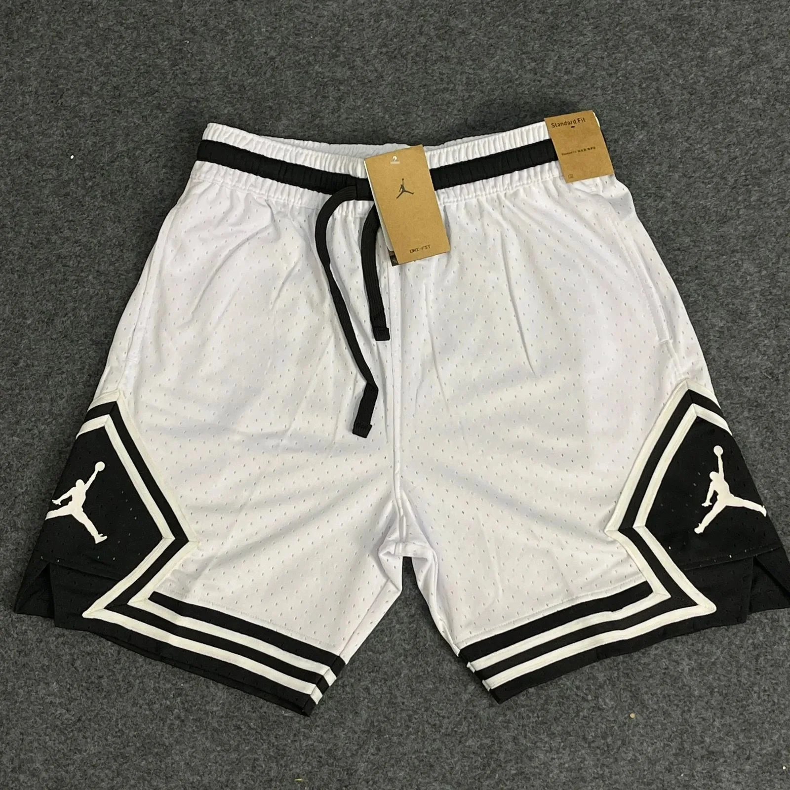 N010 White