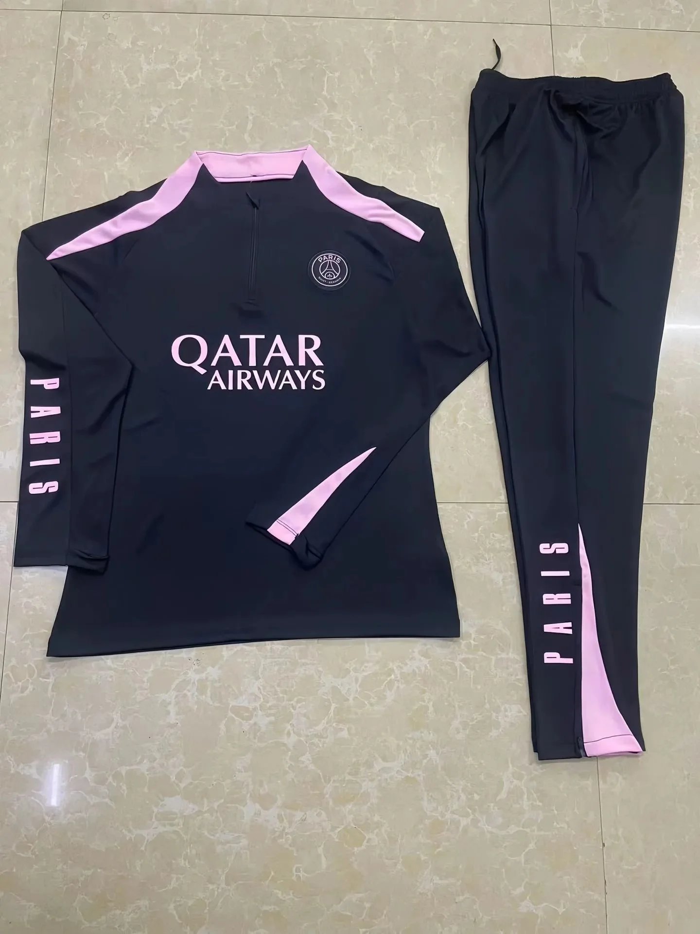 2425 Black Paris with Pink
