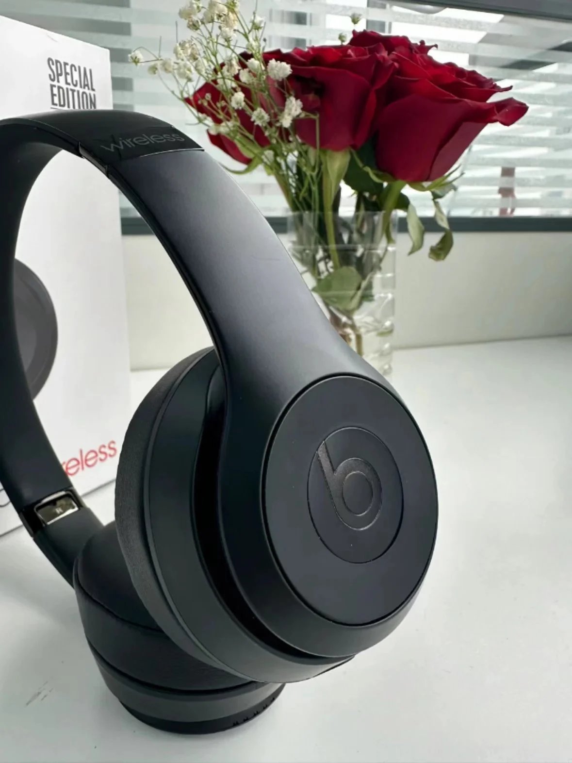Beats Solo Wireless Headphones