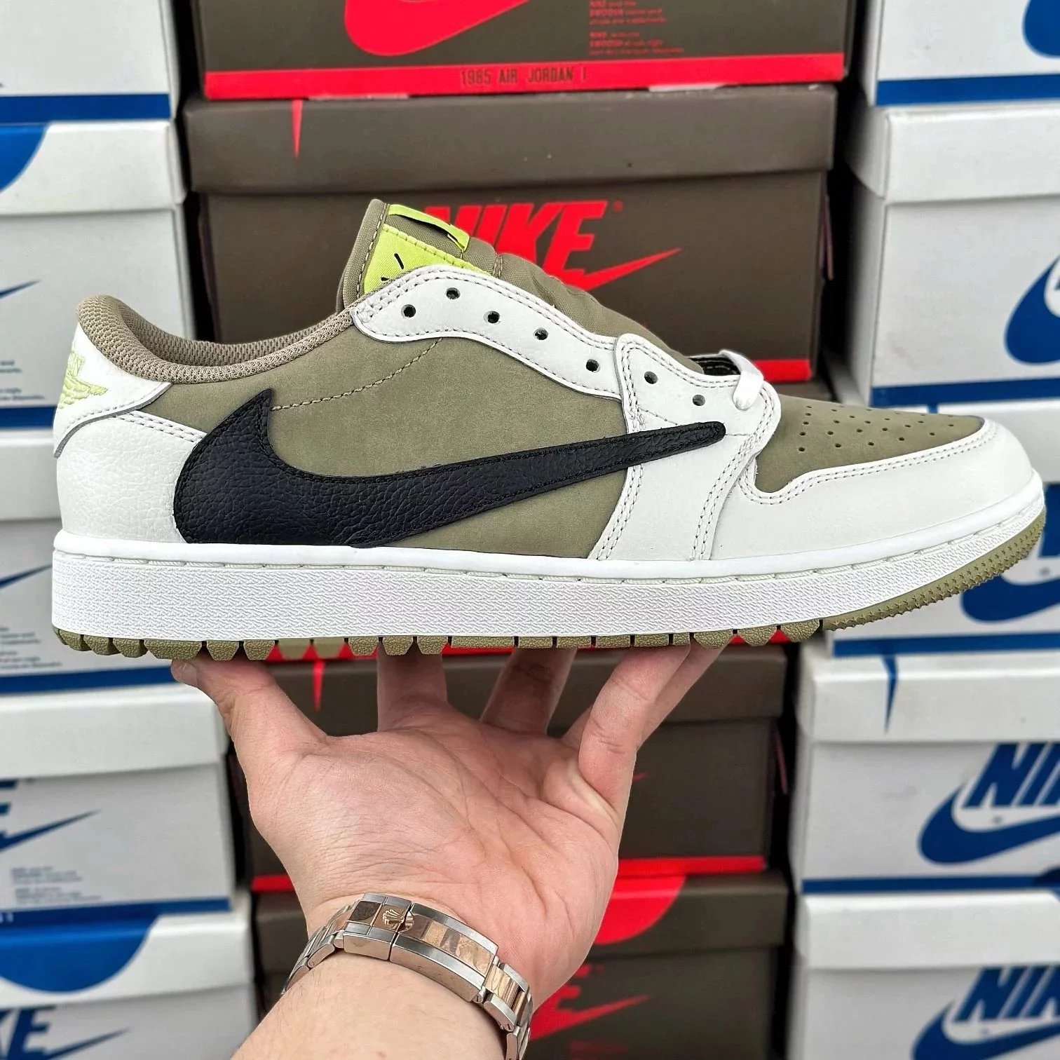 Golf x Ts x AJ1 Low Golf Barb FZ3124-200