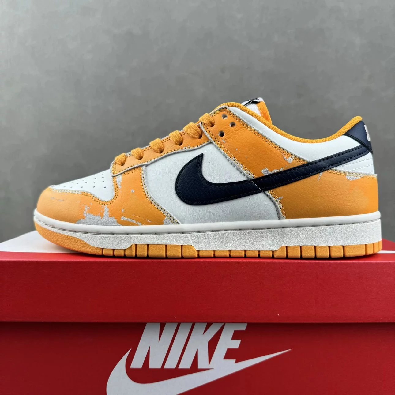 DUNK orange and white distressed item number FN3418-100