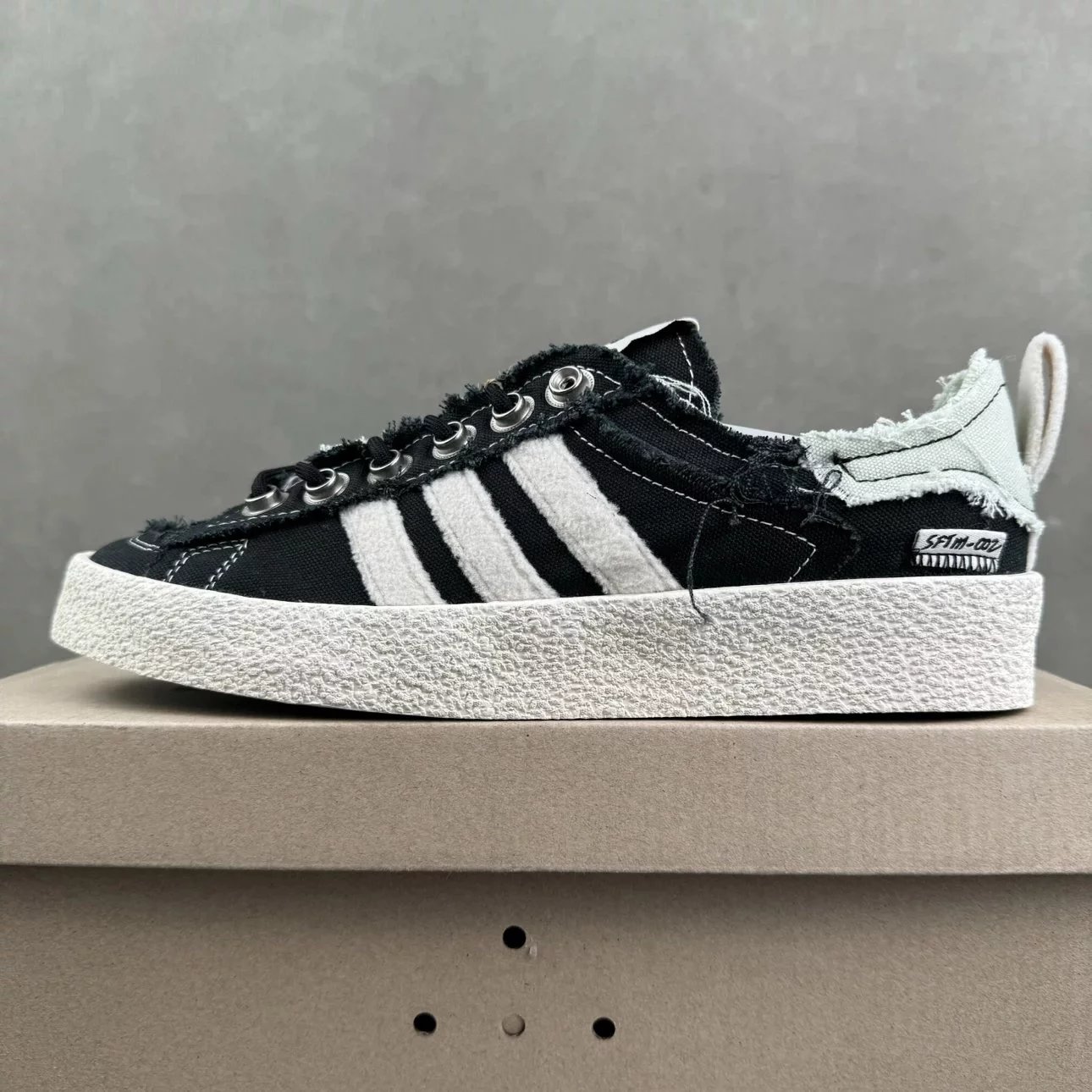 SONG FOR THE MUTE Adidas Originals Campus 80S low-top sneakers black