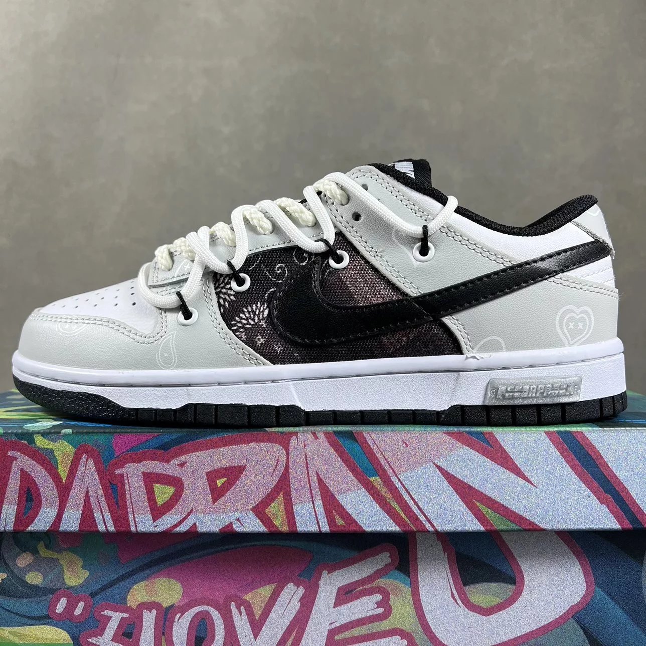 Dunk Low Love Cashew Flower Gray Coffee Item No.: DJ6188-002