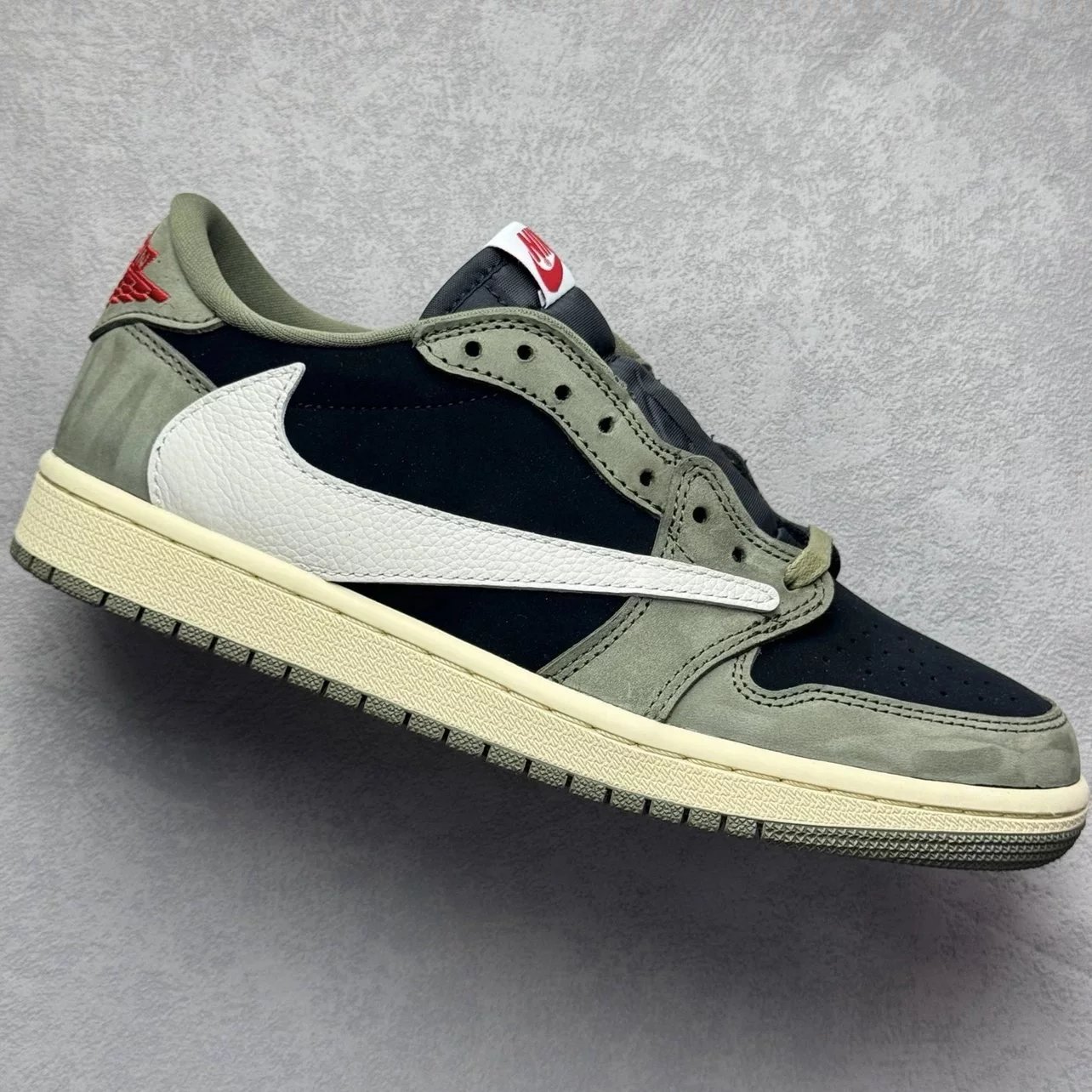 Travis Scott x Air Jordan 1 Black Olive