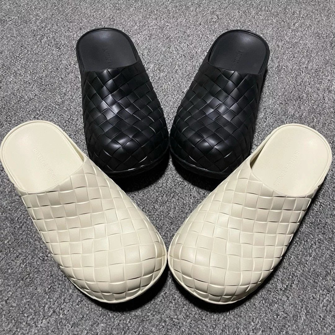 BV toe cap slippers