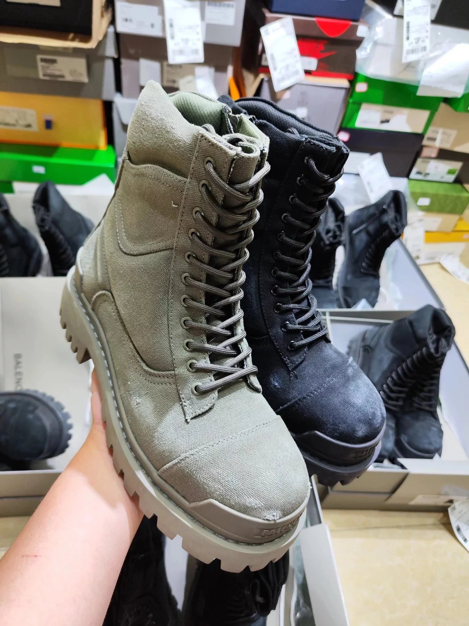 Paris distressed Balenciaga cowboy boots STRIKE big-toe Martin boots distressed boots