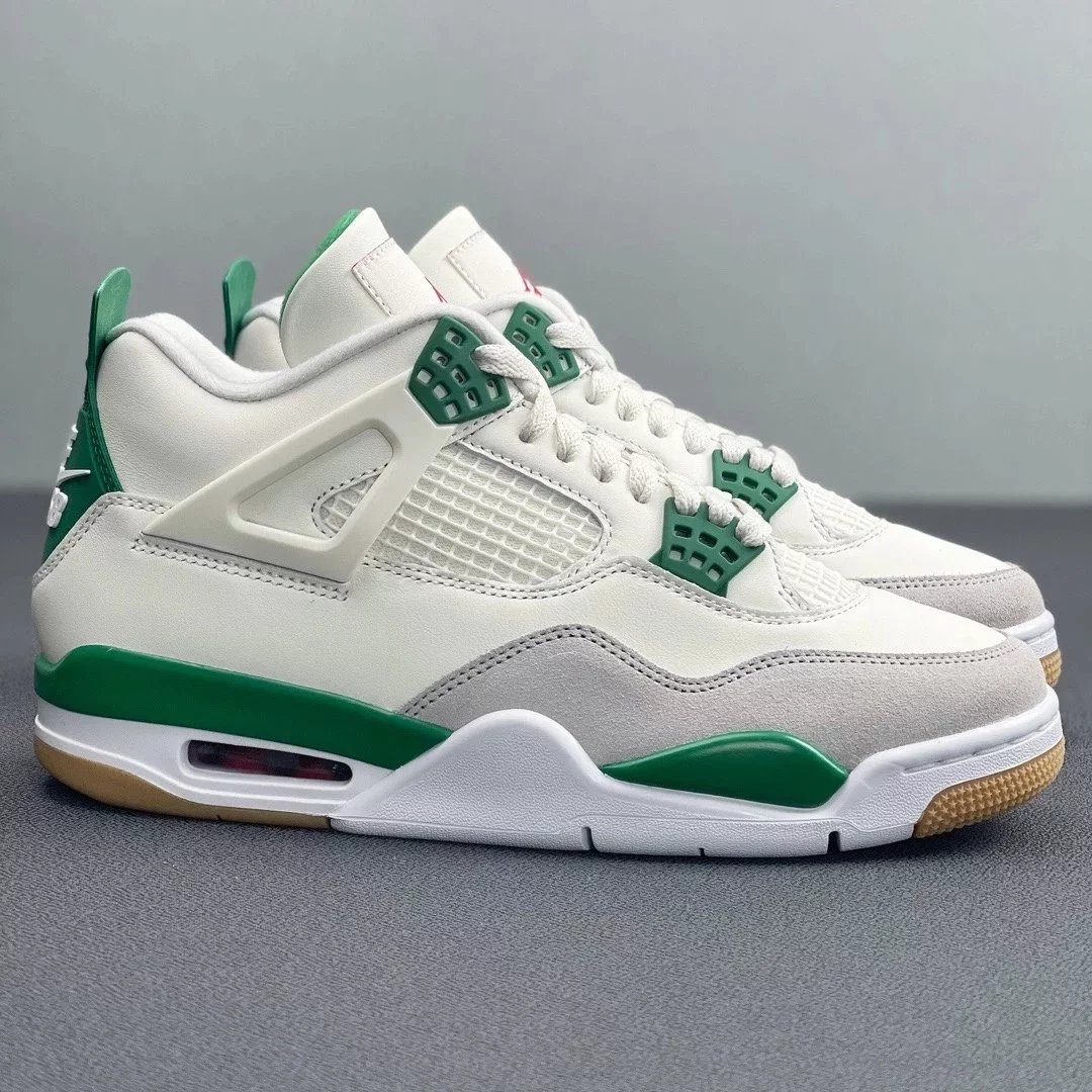 Pine Green