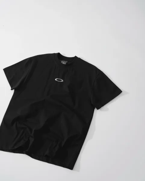 Oakley Logo Embroidered Black T-Shirt - 1