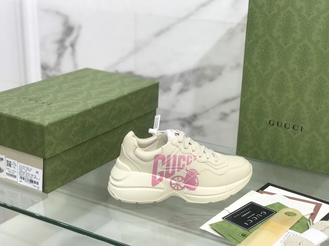 Gucci Sneakers Chunky low-top with GG logo and graphic-print variants — 4