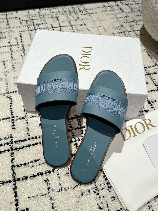 Dior Slipper: seller detail photo 11