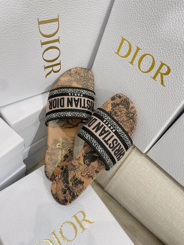 Dior Slipper: seller detail photo 12