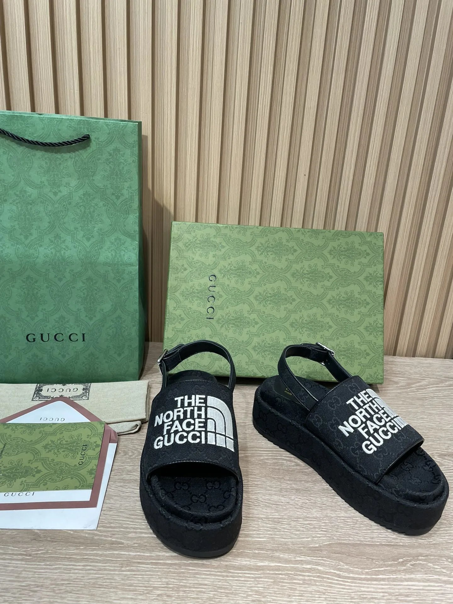 Gucci Sandals Monogram image 9