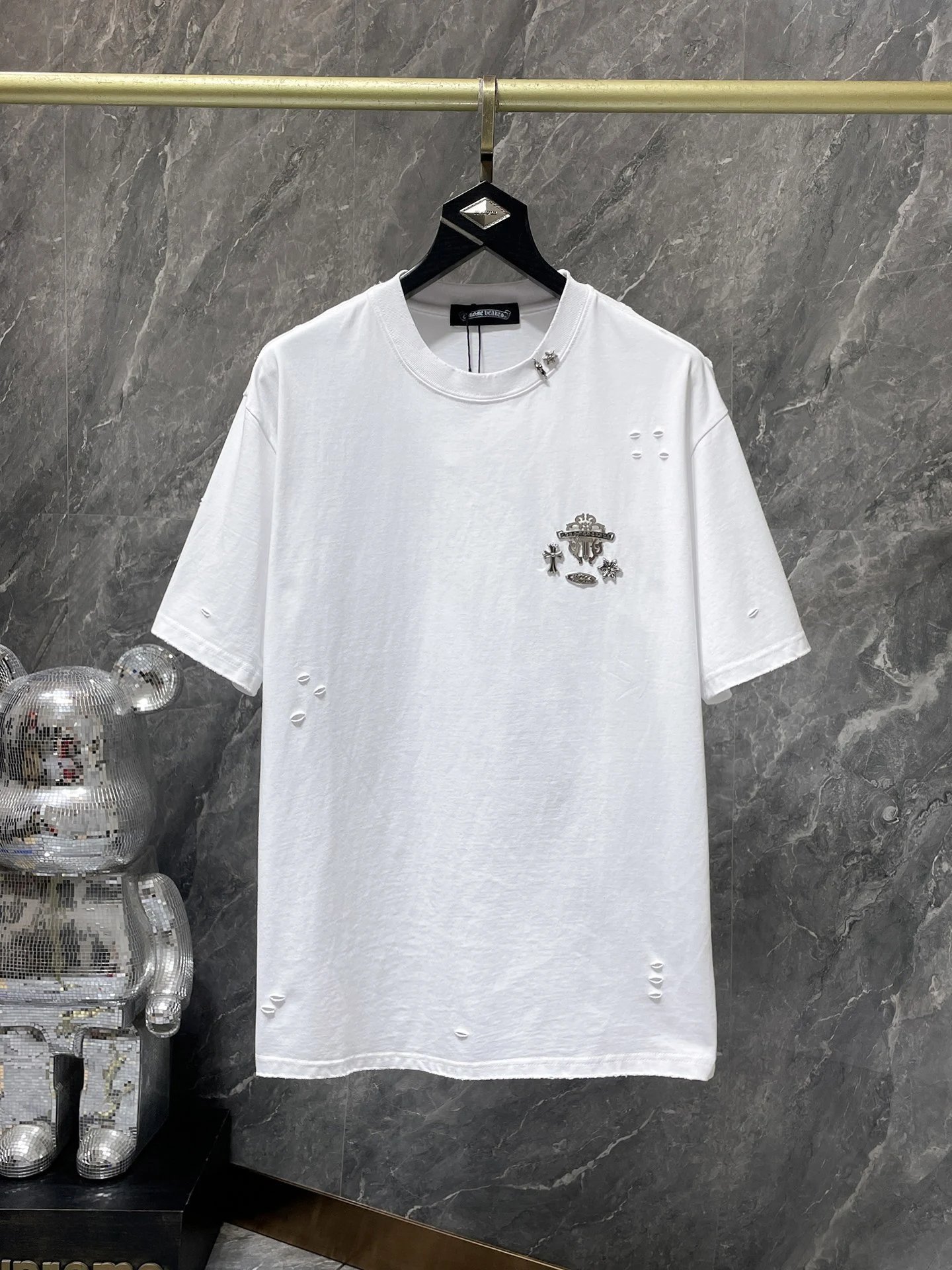 White 8915
