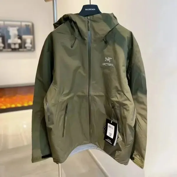 Arc'teryx Alpha SV Jacket Army Green Outerwear - 1
