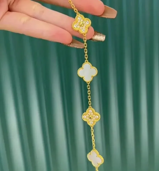 Van Cleef & Arpels Alhambra Four-Leaf Clover Gold and Mother-of-Pearl Necklace - 1