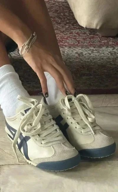 Onitsuka Tiger Mexico 66 Metallic Gold Sneakers - 7